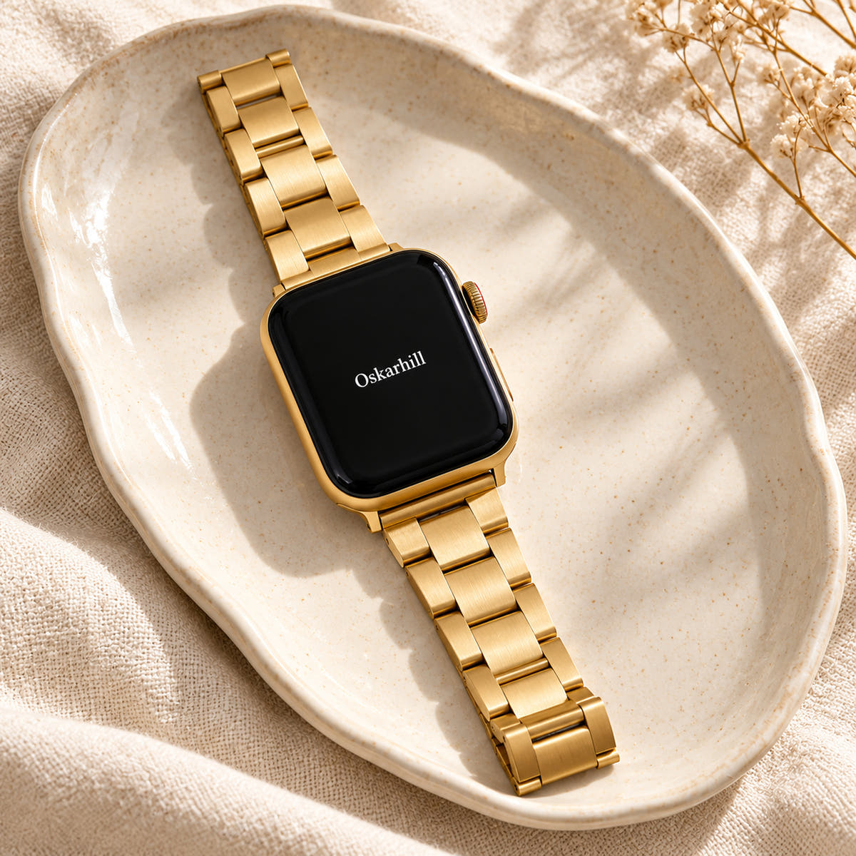 Oskar Hill Florence gold flat link Apple Watch band — full band styled flat lay