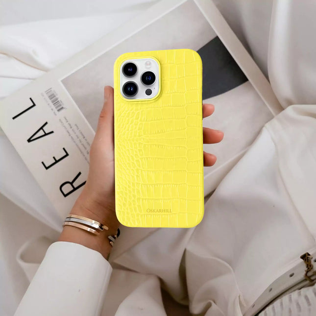 iPhone 15 Pro in Classic Alligator MagSafe Compatible Corn Yellow
