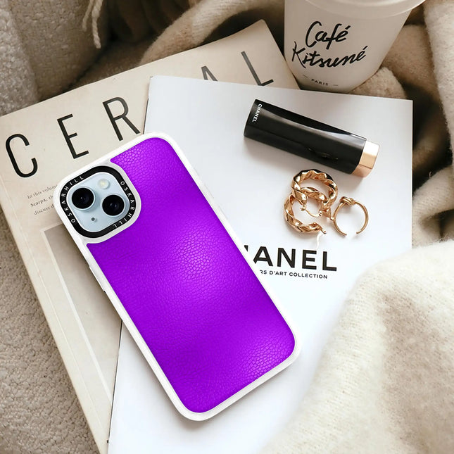 Coque iPhone 14 en cuir classique — Violet foncé