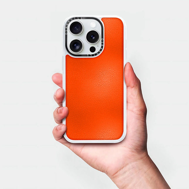 Coque iPhone 15 Pro en cuir classique — Orange rougeâtre