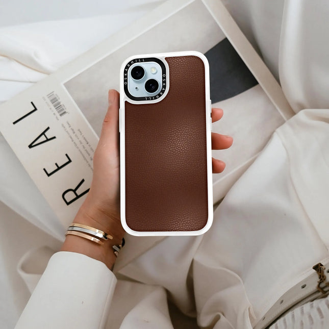 Coque iPhone 13 en cuir classique — Crater Brown