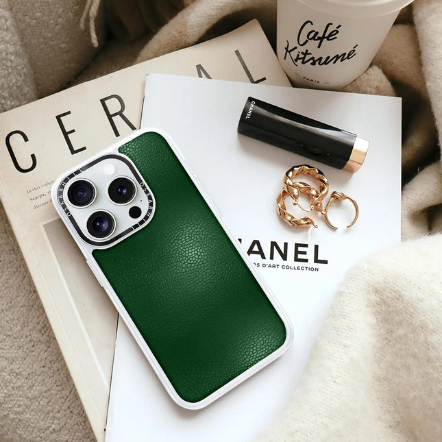 Coque iPhone 13 Pro en cuir classique — Vert foncé