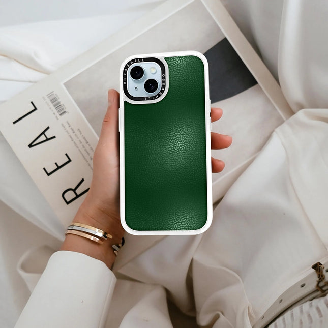 Coque iPhone 13 en cuir classique — Vert foncé