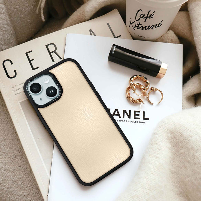 Coque Elite Leather pour iPhone 15 — Amande