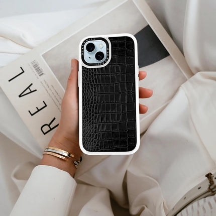 iPhone 15 Case Classic Alligator – Rauchschwarz