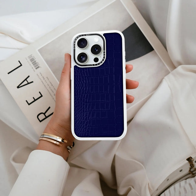 Coque iPhone 13 Pro Alligator classique — Bleu nuit