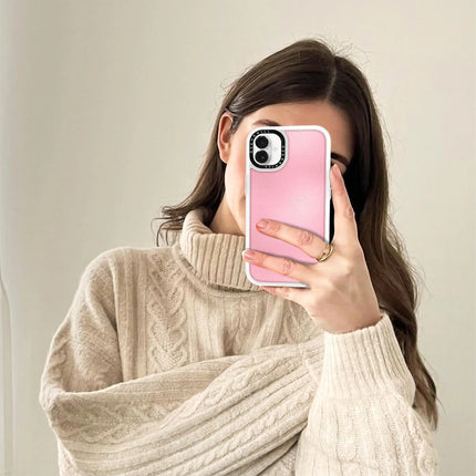 Coque iPhone 16 Plus en cuir classique — Rose pâle