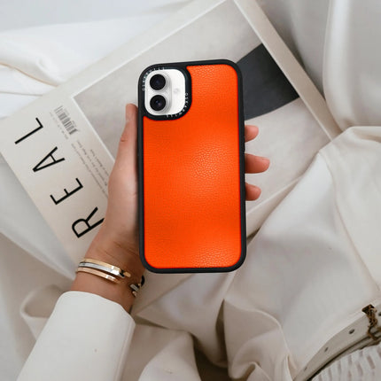 Coque iPhone 16 Elite Leather — Orange rougeâtre