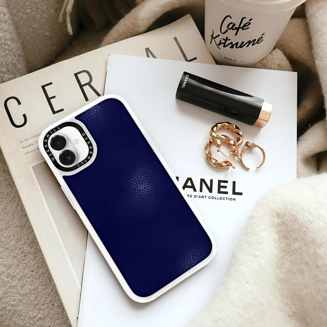 Coque iPhone 16 en cuir classique — Bleu nuit