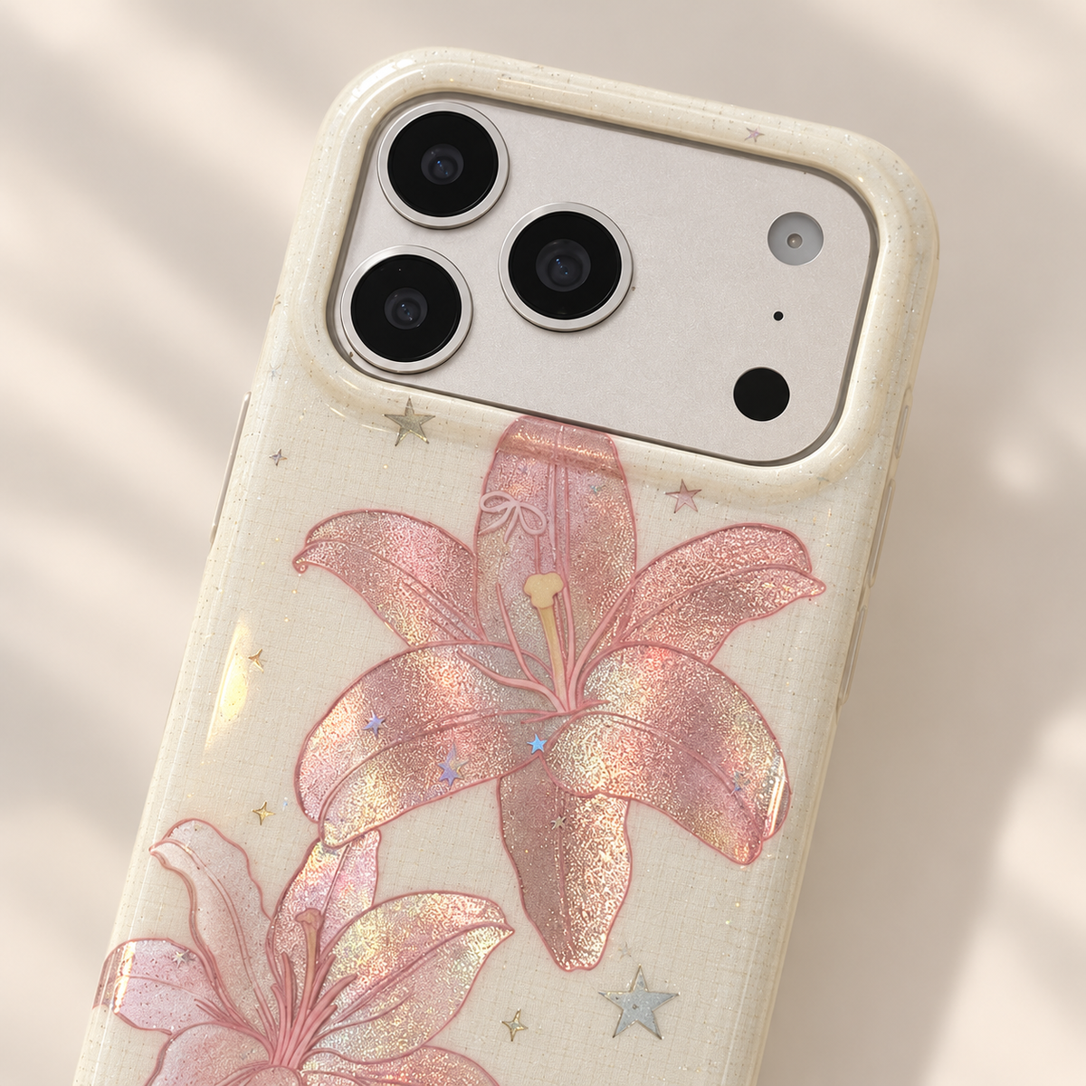 Close-up of the pale cream camera rim and upper lily details.